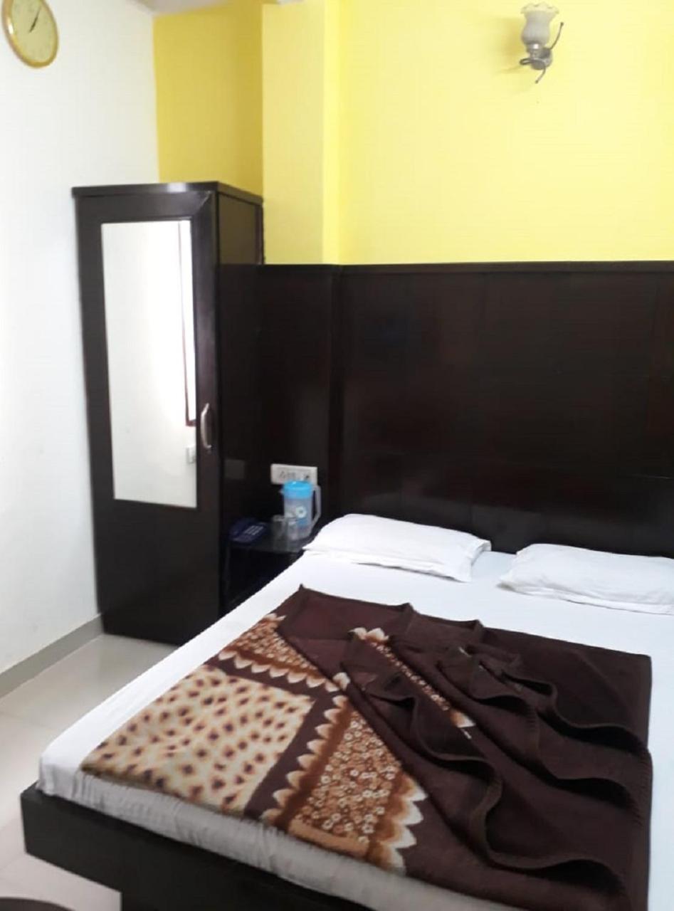 Hotel Shreeram Deluxe Νέο Δελχί Εξωτερικό φωτογραφία